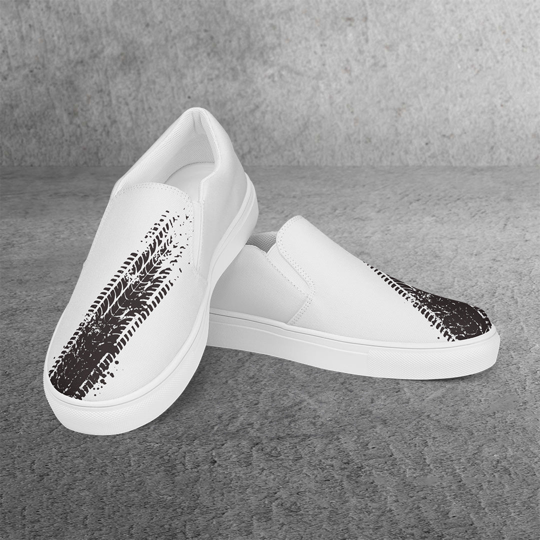 Women’s white slip-on canvas shoes